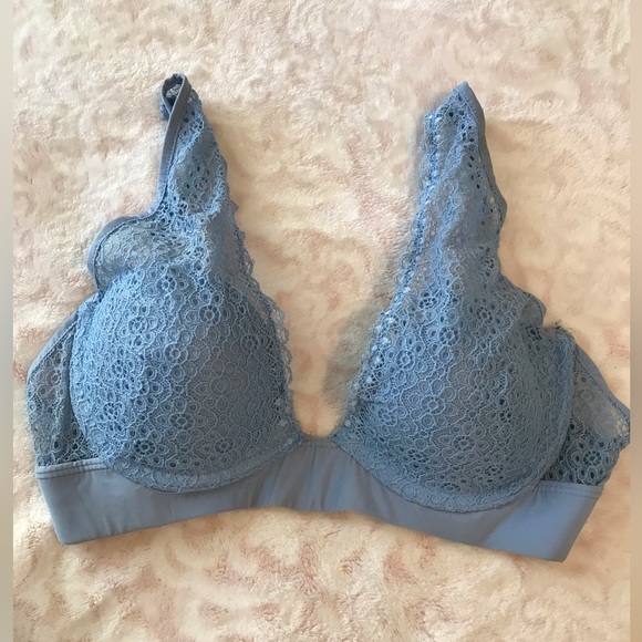 Dainty blue Lace Bra - Picture 1 of 3